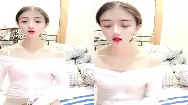 极品学生妹萌欣小樱桃真空上阵！校花下海私密直播完整流出，蜜桃臀晃到你腿软