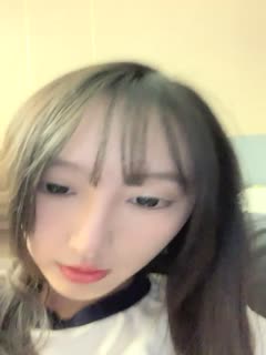 #泡泡咕_收益榜前三,日入过万,极品女神,蜂腰翘臀尤物每天发嗲,直播间礼物横飞,精彩之极