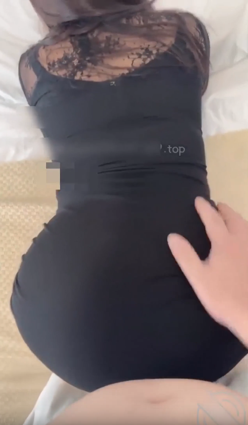 ⭐外站操逼大神正义君⭐偷情高颜值大屁股的小姨子合集